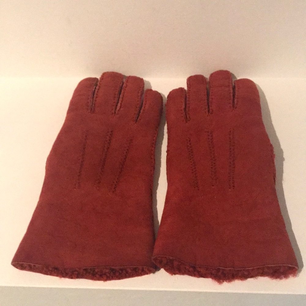 Longchamp Sheepskin Gloves